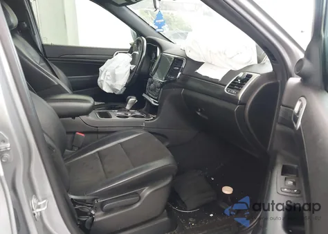 2021 Jeep Grand Cherokee Laredo X 4X2 из США, поврежденный, VIN 1C4RJEAG9MC570287